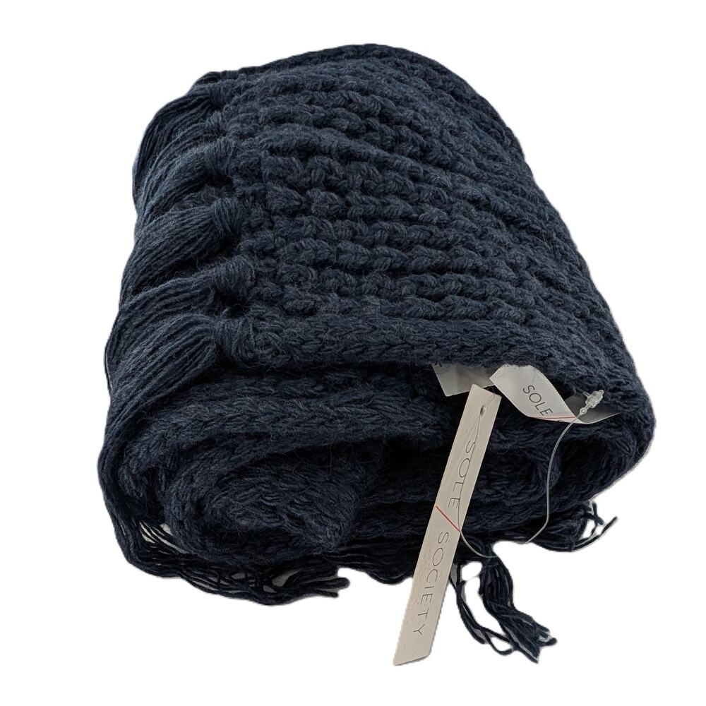 Sole Society Chunky Ribbed Scarf Cable Knit Fringed Hem - Picture 3 of 9